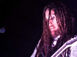Brian__Head__Welch_Belle_Vernon_PA_15_May_2013.jpg