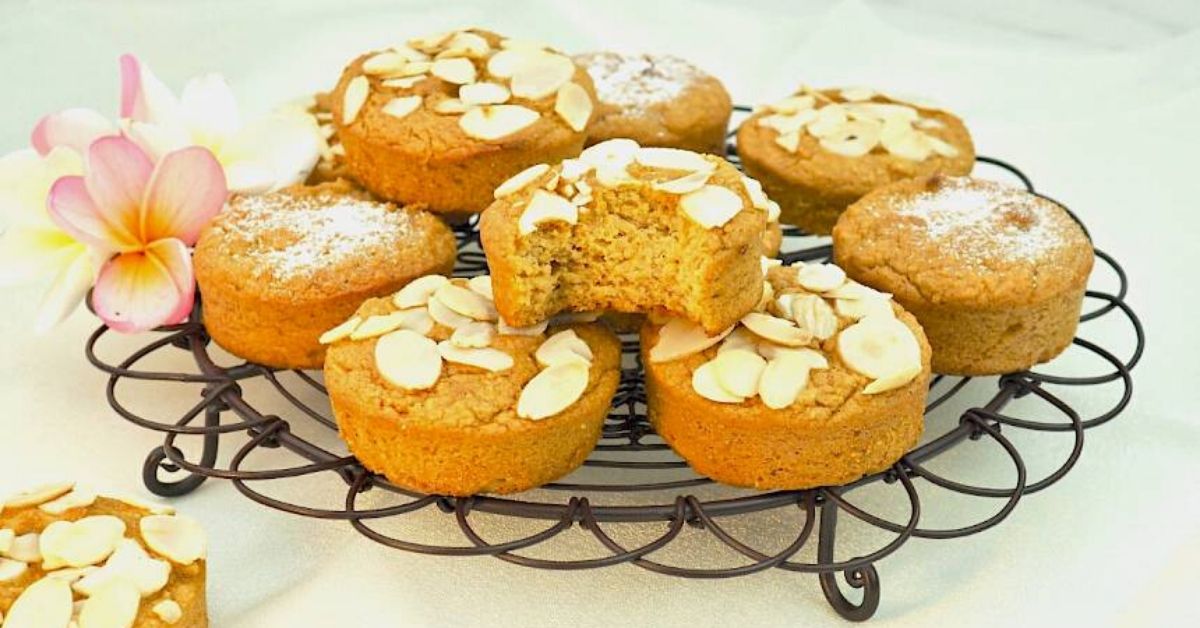 Orange and Almond Mini Cakes