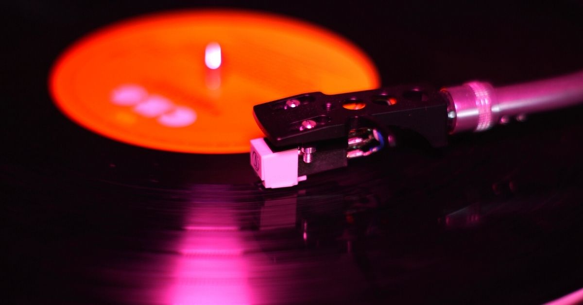 Back to the Future – Sales of Vinyl Overtake the CD