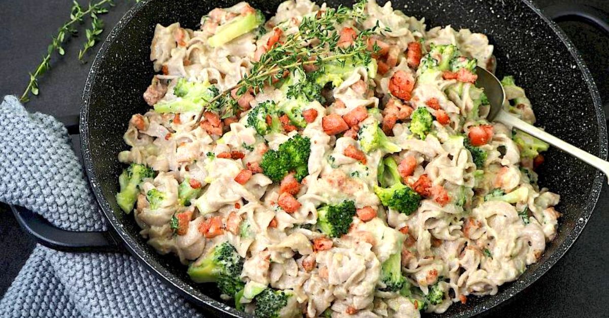 Bacon & Broccoli Carbonara – Paleo Recipe