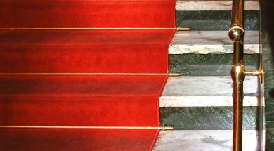 Red-carpet-by-Mick-de-Paola-Unsplash.jpg