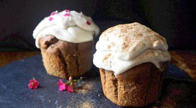 Cupcakes-with-Cashew-frosting.jpg