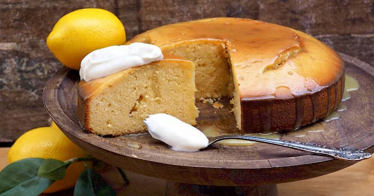 Lemon & Almond Cake with Glaze